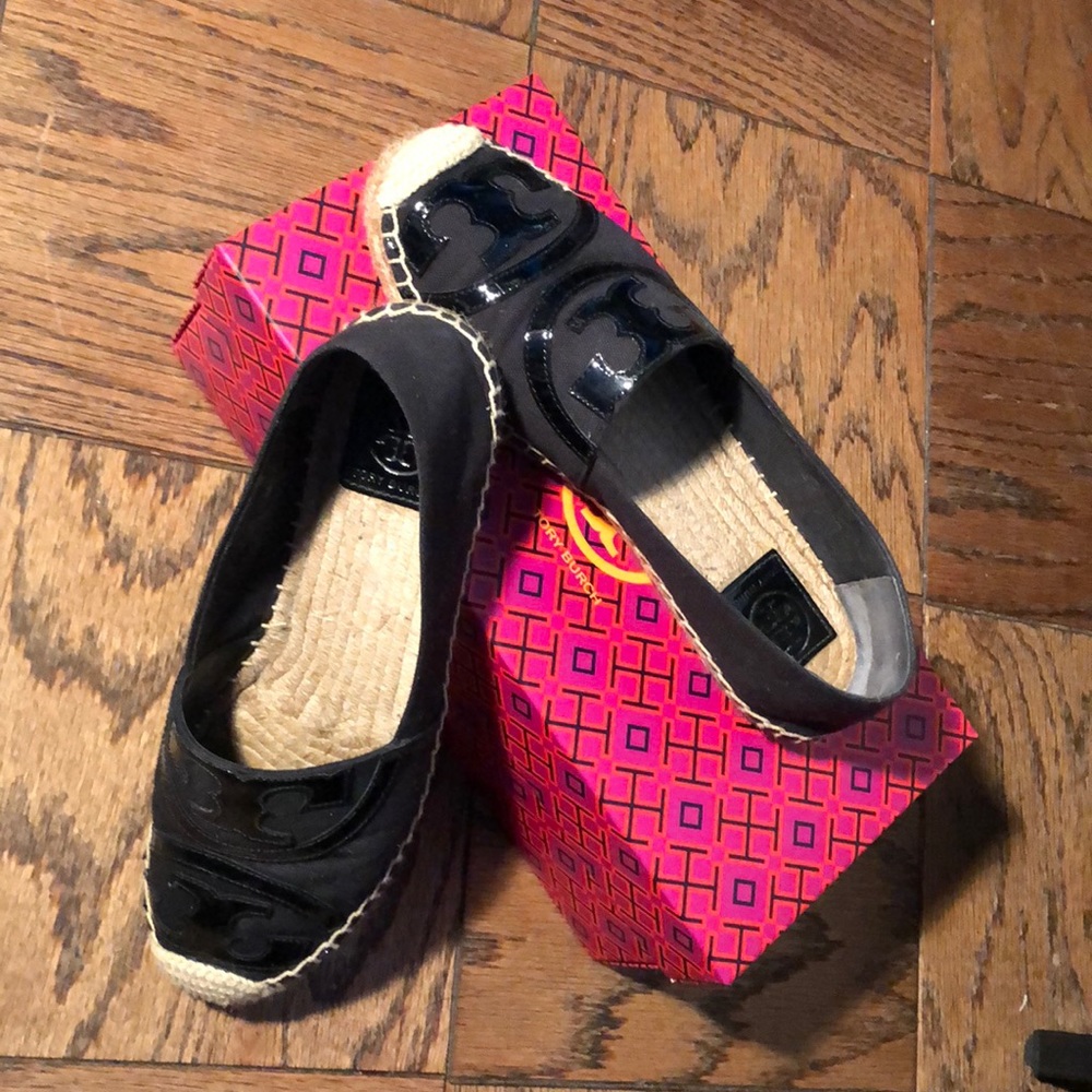 Tory Burch Poppy Logo Espadrilles (Women)